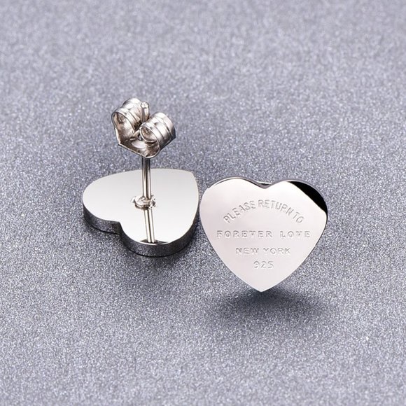 Jewelry - Heart love stud earrings white gold dainty